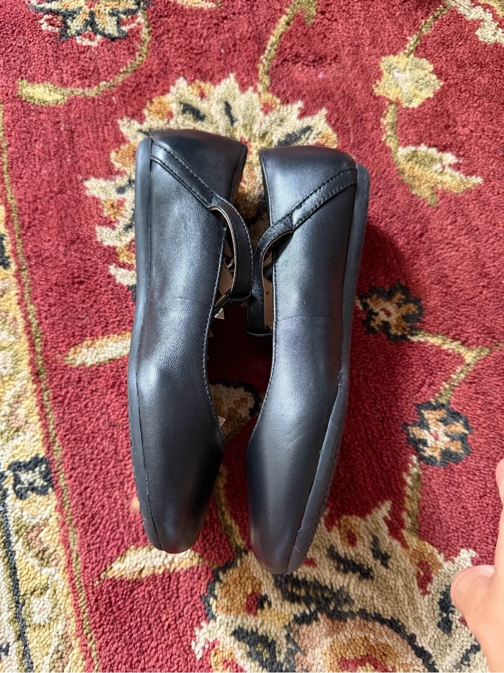 Gianni Bini black t‑strap
